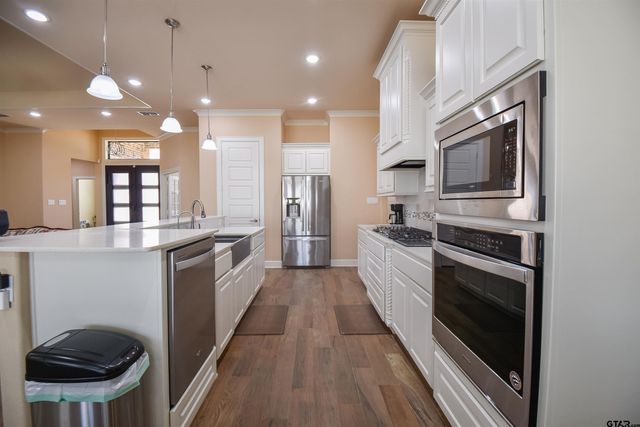 2222 Rana Park, Flint, TX 75762