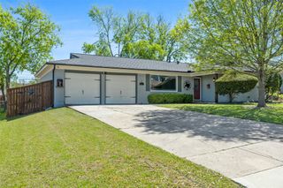 211 Mildred Lane, Benbrook, TX 76126