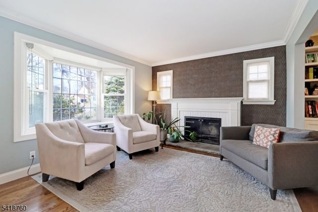 50 Bennington Rd, Livingston Twp., NJ 07039