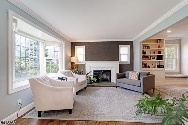 50 Bennington Rd, Livingston Twp., NJ 07039