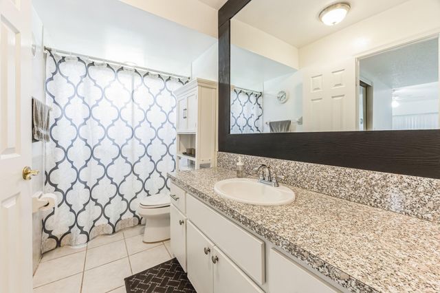 7 Greenway Village 102 N 102, Royal Palm Beach, FL 33411