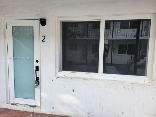 1150 NW 1st Pl 2, Miami, FL 33136