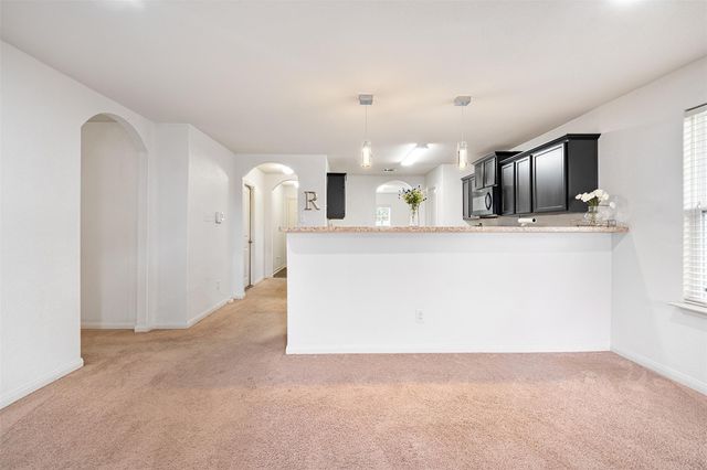 297 Koontz LOOP, Jarrell, TX 76537