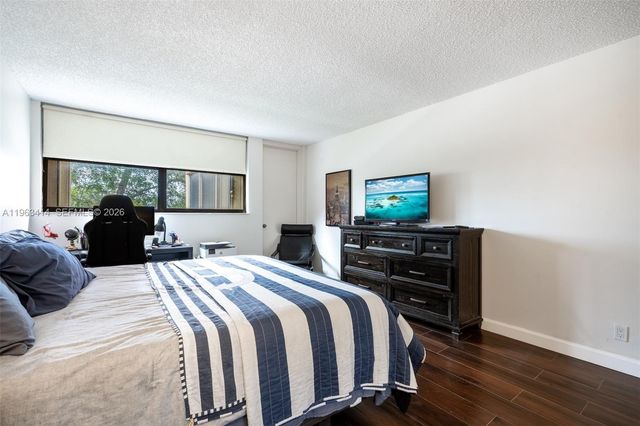 16475 Golf Club Road 307, Weston, FL 33326