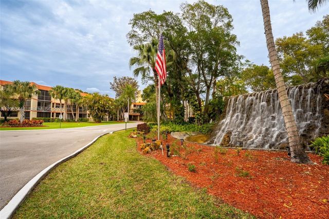 16475 Golf Club Road 307, Weston, FL 33326