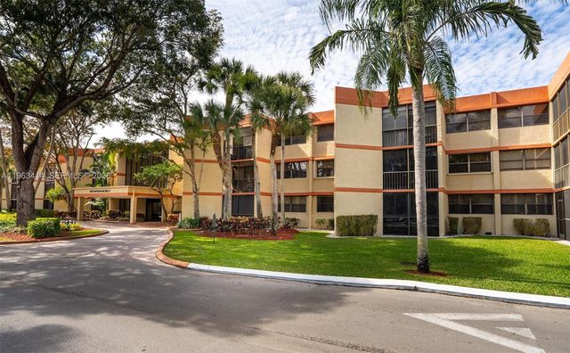 16475 Golf Club Road 307, Weston, FL 33326