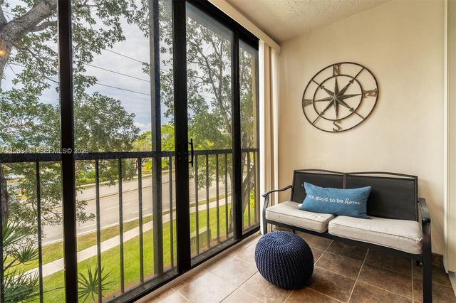 16475 Golf Club Road 307, Weston, FL 33326
