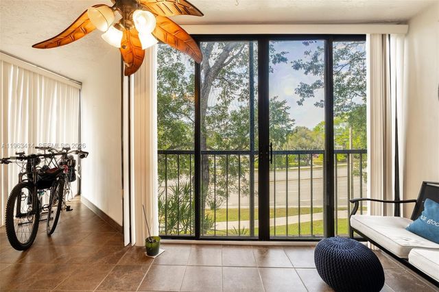 16475 Golf Club Road 307, Weston, FL 33326