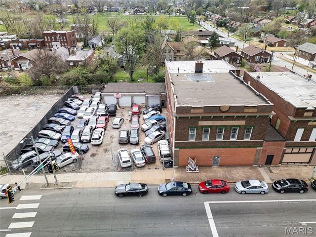 4902 Natural Bridge Avenue, St Louis, MO 63115