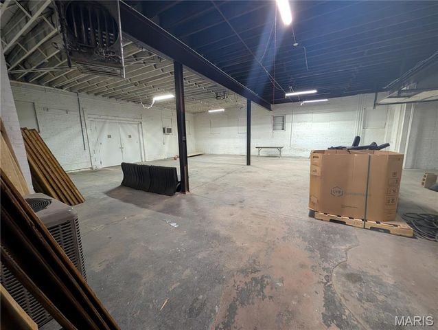 4902 Natural Bridge Avenue, St Louis, MO 63115