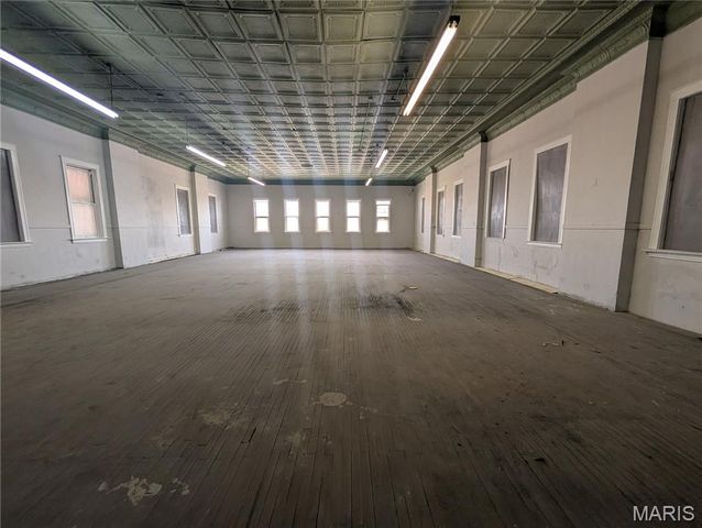 4902 Natural Bridge Avenue, St Louis, MO 63115