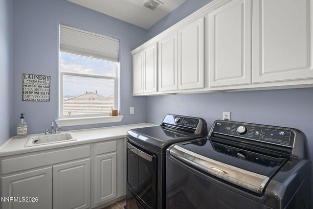 1583 Cloud Peak Drive, Sparks, NV 89436
