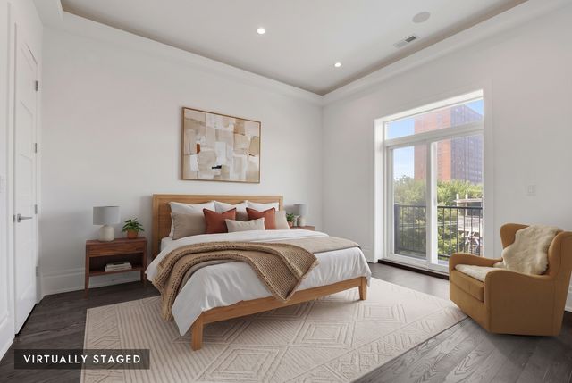 1404 W Chicago Avenue 4, Chicago, IL 60642