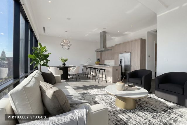 1404 W Chicago Avenue 4, Chicago, IL 60642