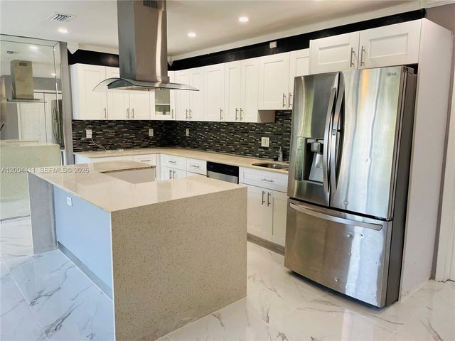 1335 NE 204th Ter 0, Miami, FL 33179