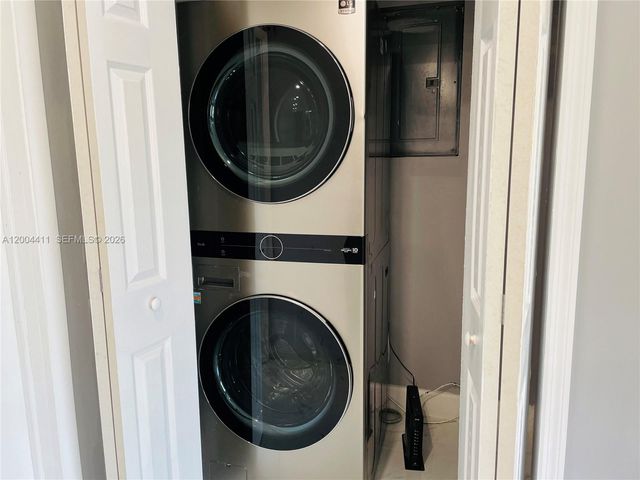 1335 NE 204th Ter 0, Miami, FL 33179