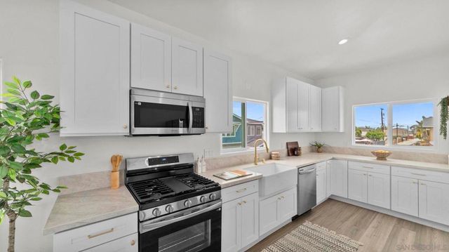 570 Emory St Unit B B, Imperial Beach, CA 91932
