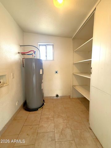 945 W GEMINI Drive, Tempe, AZ 85283