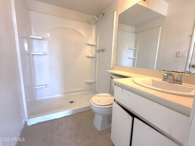 945 W GEMINI Drive, Tempe, AZ 85283