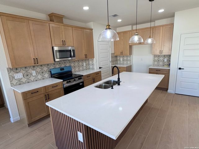 2205 MESA BRK, Schertz, TX 78154