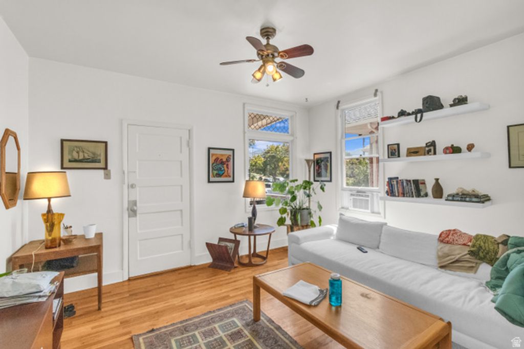 568 S 900 E, Salt Lake City, UT 84102 — photo 4