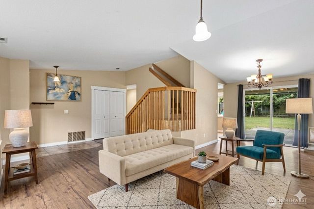 13026 103rd Place NE, Kirkland, WA 98034