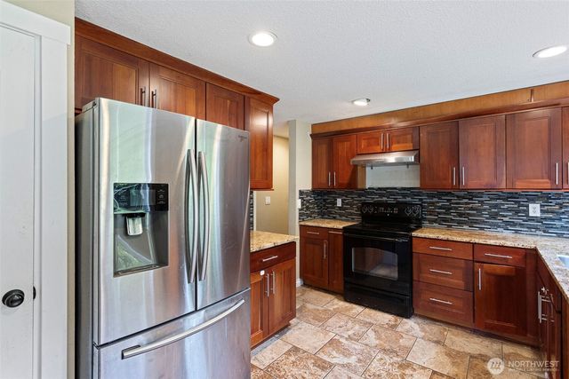 13026 103rd Place NE, Kirkland, WA 98034