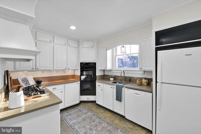 186 PEYTON RD, York, PA 17403