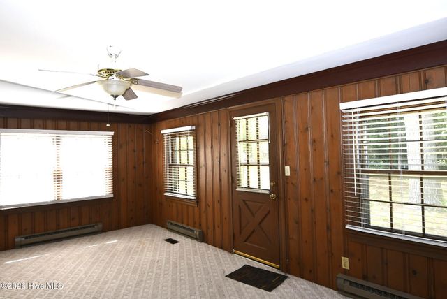 111 Fairlane Road, Greenville, NC 27834