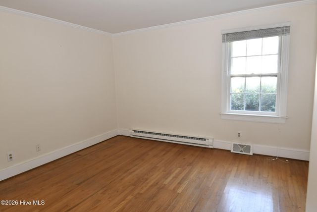 111 Fairlane Road, Greenville, NC 27834