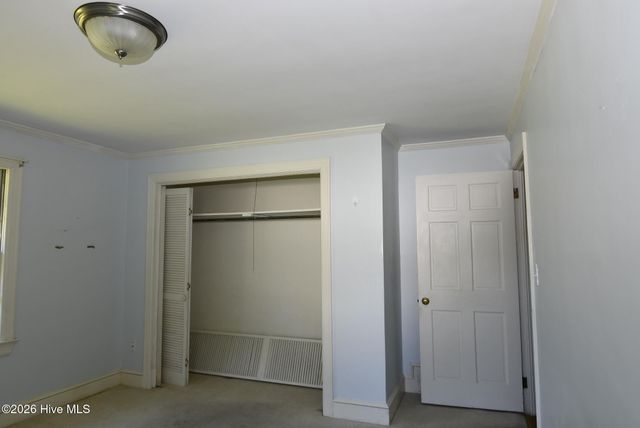 111 Fairlane Road, Greenville, NC 27834