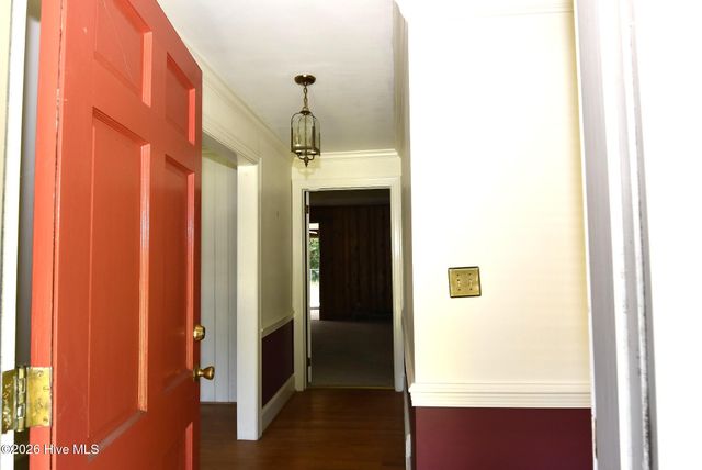 111 Fairlane Road, Greenville, NC 27834