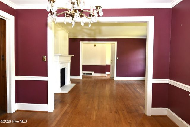 111 Fairlane Road, Greenville, NC 27834