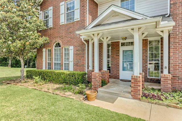 501 Lambeth Circle, Edmond, OK 73003