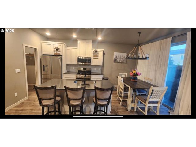 11513 Ne 124TH Pl, Vancouver, WA 98682