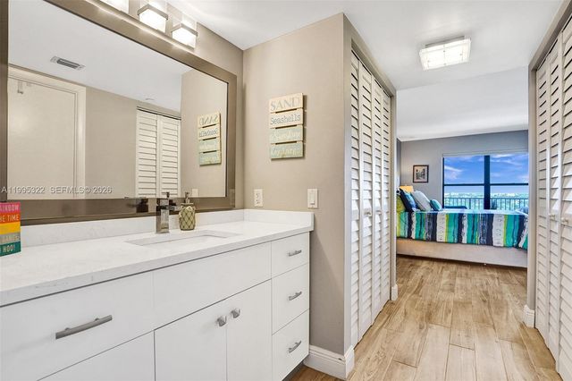 3200 N Port Royale Dr N 1209, Fort Lauderdale, FL 33308