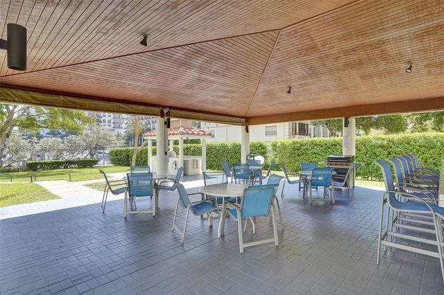 3200 N Port Royale Dr N 1209, Fort Lauderdale, FL 33308