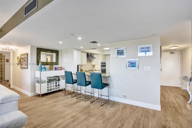 3200 N Port Royale Dr N 1209, Fort Lauderdale, FL 33308