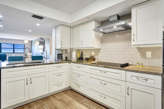 3200 N Port Royale Dr N 1209, Fort Lauderdale, FL 33308