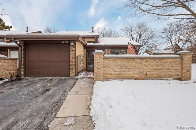 28440 Villa Court suite 507, Southfield, MI 48076