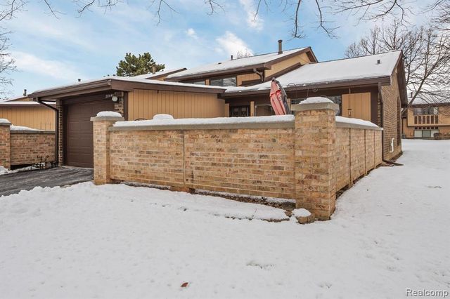 28440 Villa Court suite 507, Southfield, MI 48076