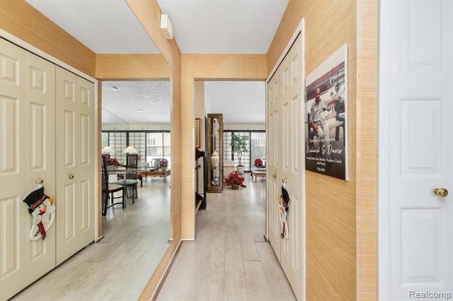 28440 Villa Court suite 507, Southfield, MI 48076