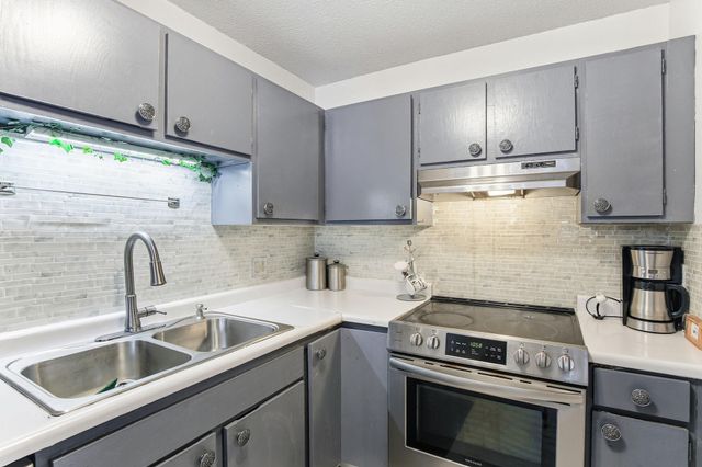 680 Otsego Street, Saint Paul, MN 55130