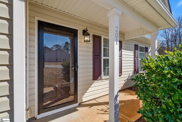 201 Katrina Court, Piedmont, SC 29673