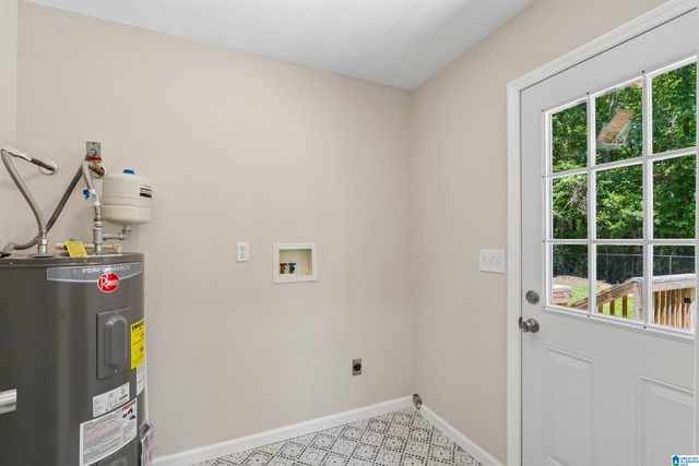 1006 7TH PLACE, Sylacauga, AL 35150