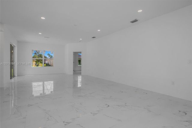 3060 Sean Road, North Port, FL 34288