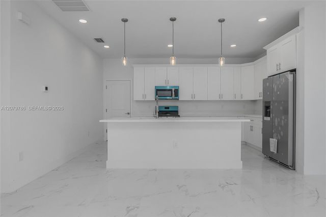 3060 Sean Road, North Port, FL 34288