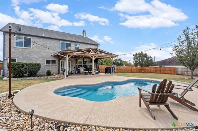 821 Bella Vista Circle, Kyle, TX 78640