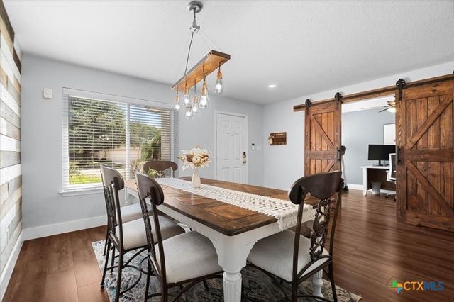821 Bella Vista Circle, Kyle, TX 78640