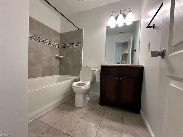 61 Riverchase DR, Hampton, VA 23669
